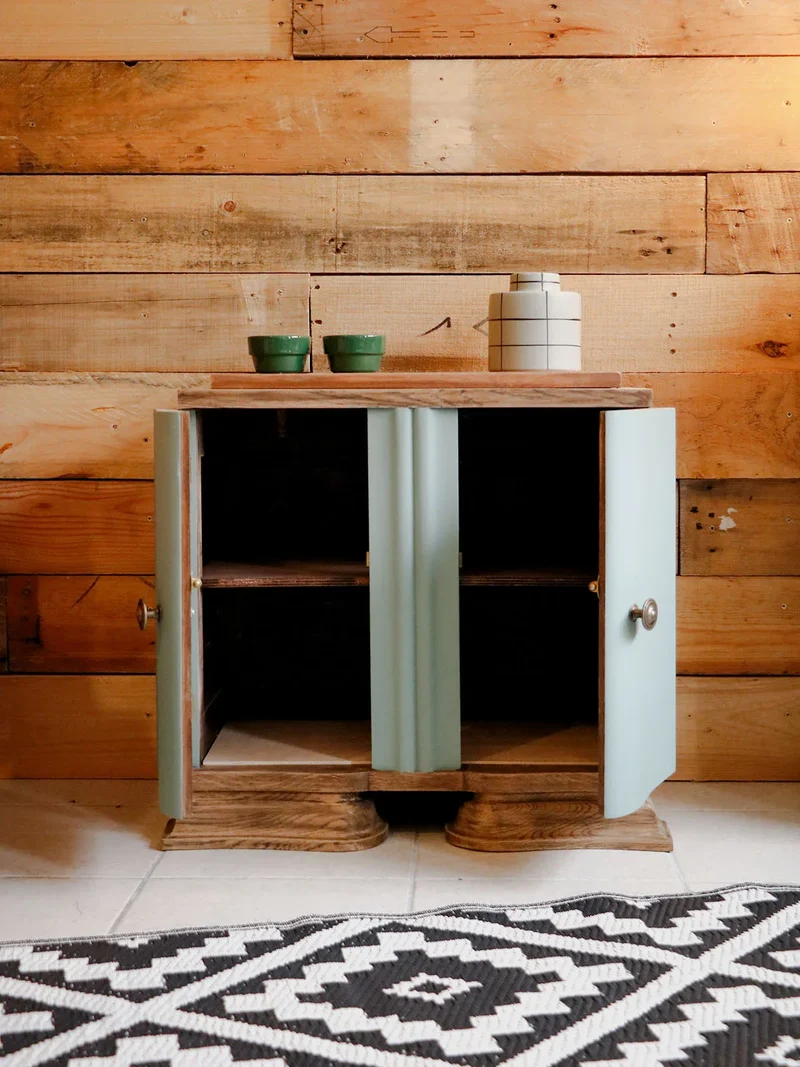 Odile, la table de chevet en chêne N°1238