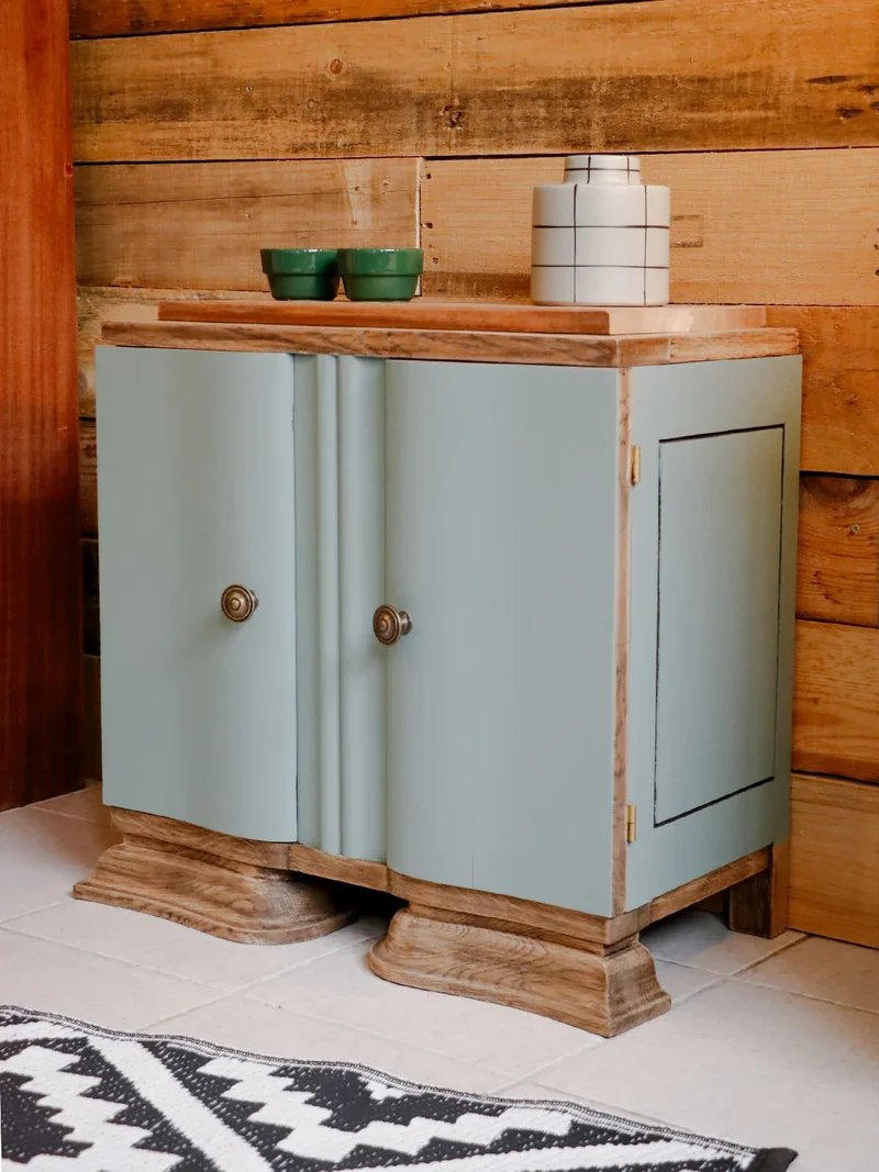 Odile, la table de chevet en chêne N°1238