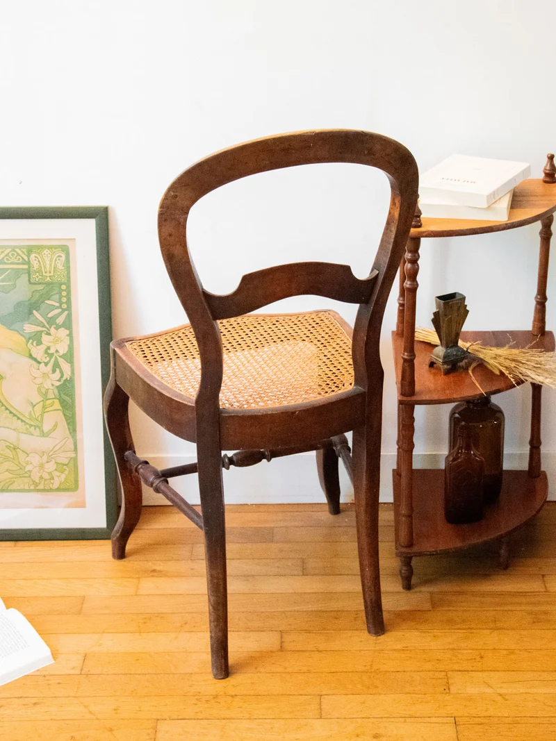 Claude, la chaise en cannage N°1056