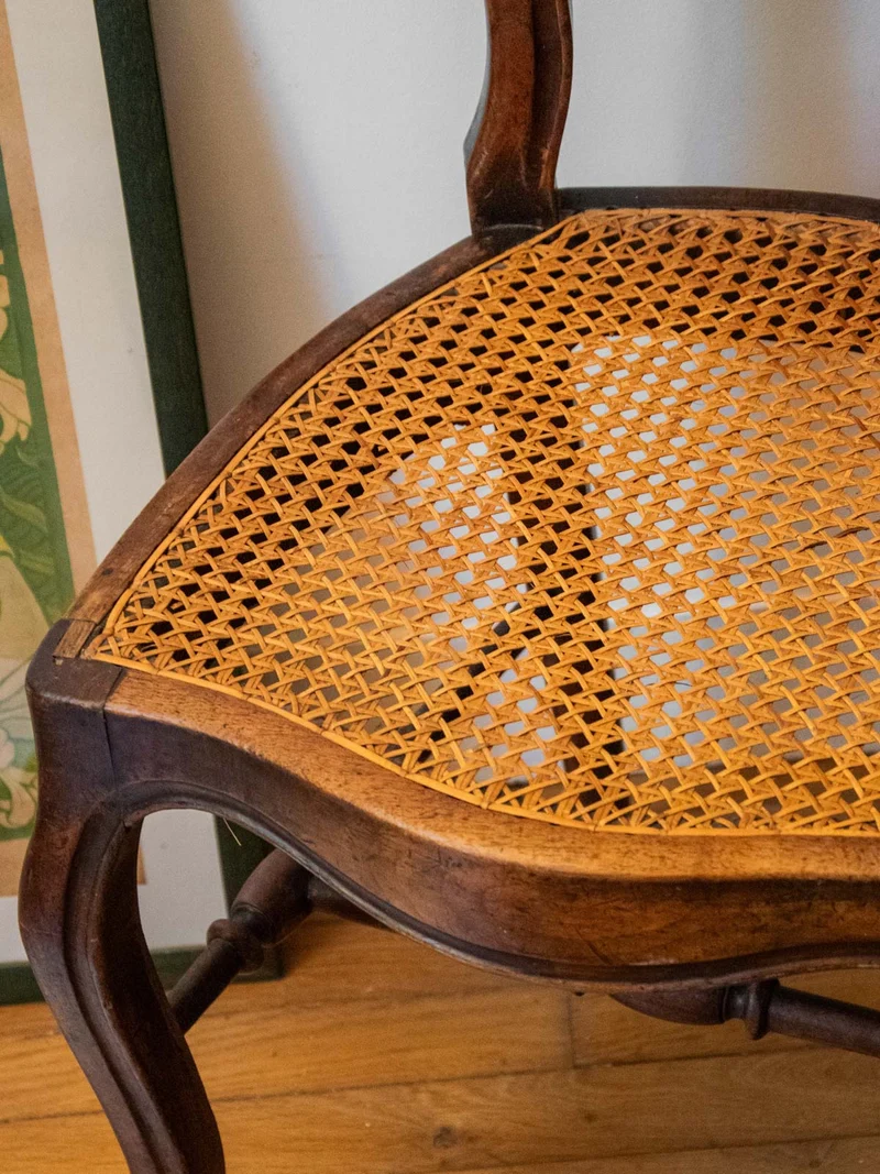 Claude, la chaise en cannage N°1056