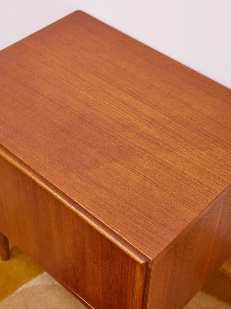 Maïa, la table de chevet scandinave en bois N°702