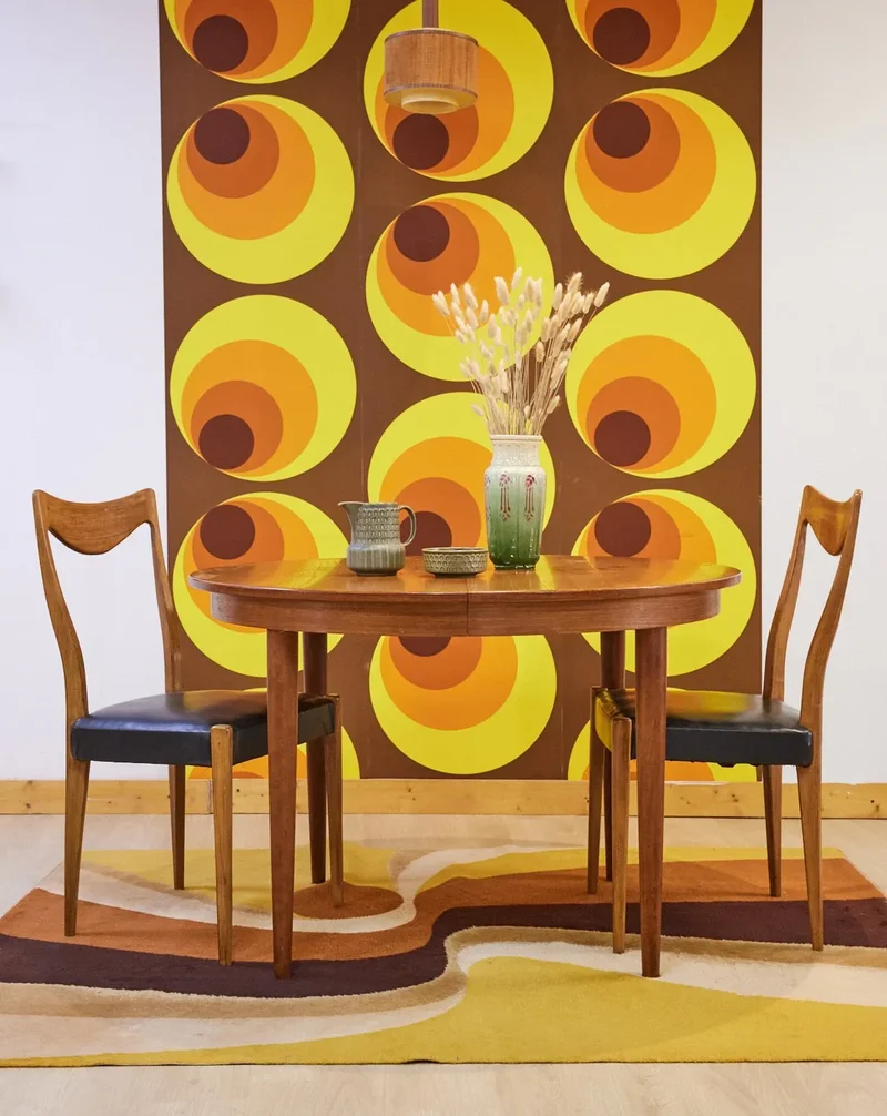 Karla, la table à manger scandinave en bois N°1125