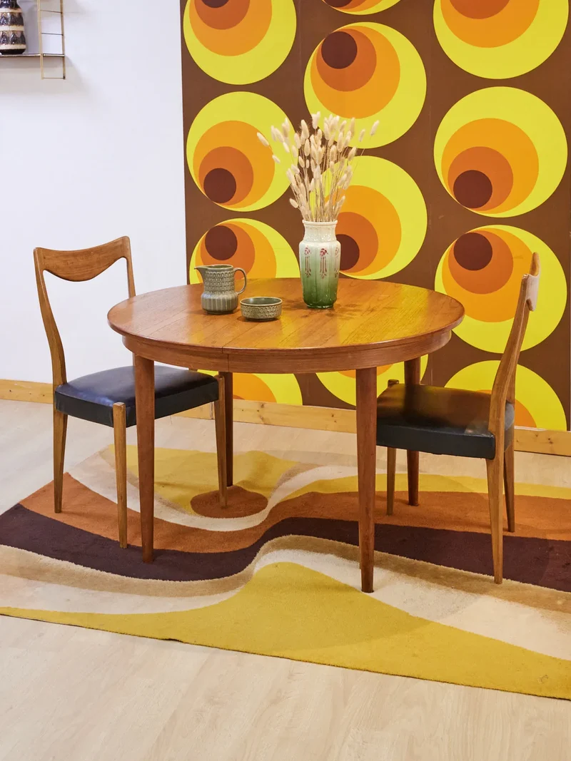 Karla, la table à manger scandinave en bois N°1125
