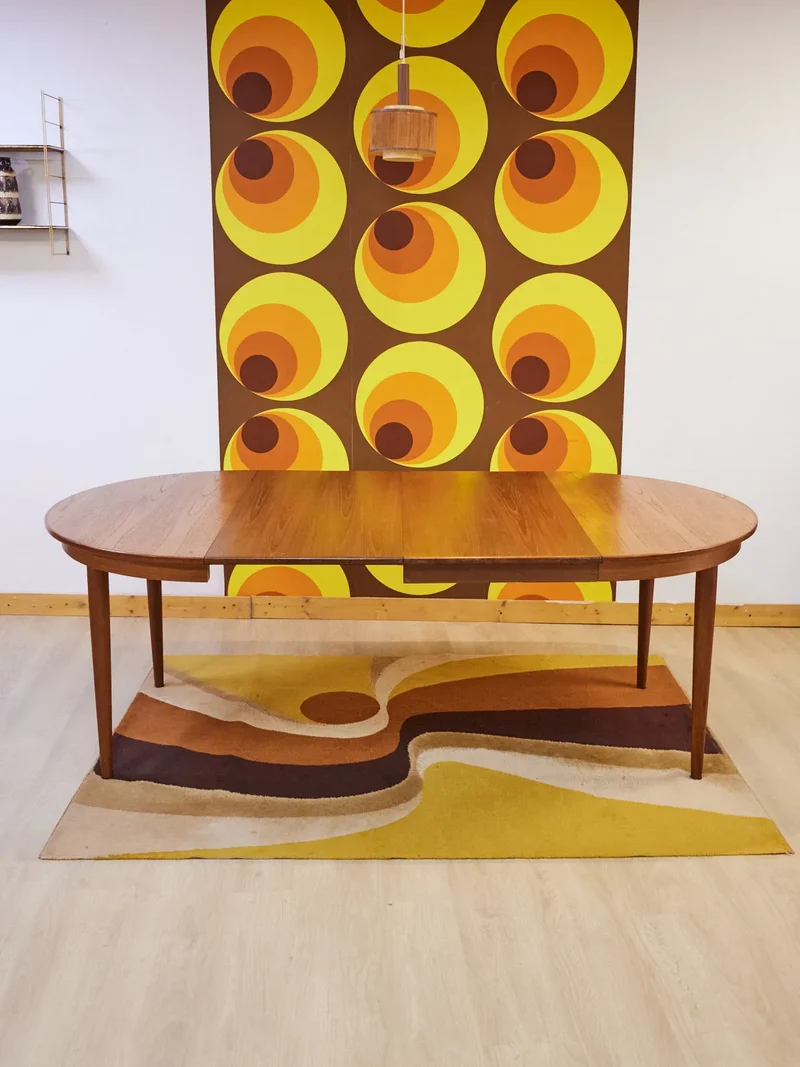 Karla, la table à manger scandinave en bois N°1125