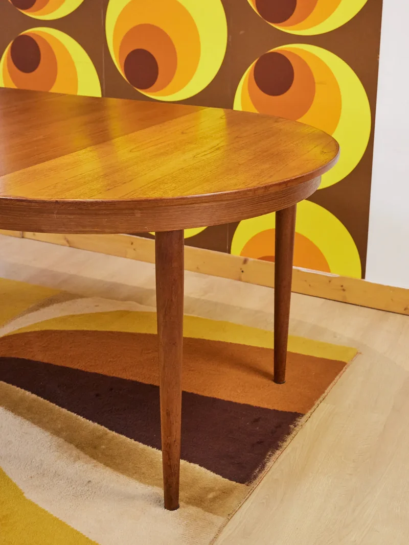 Karla, la table à manger scandinave en bois N°1125