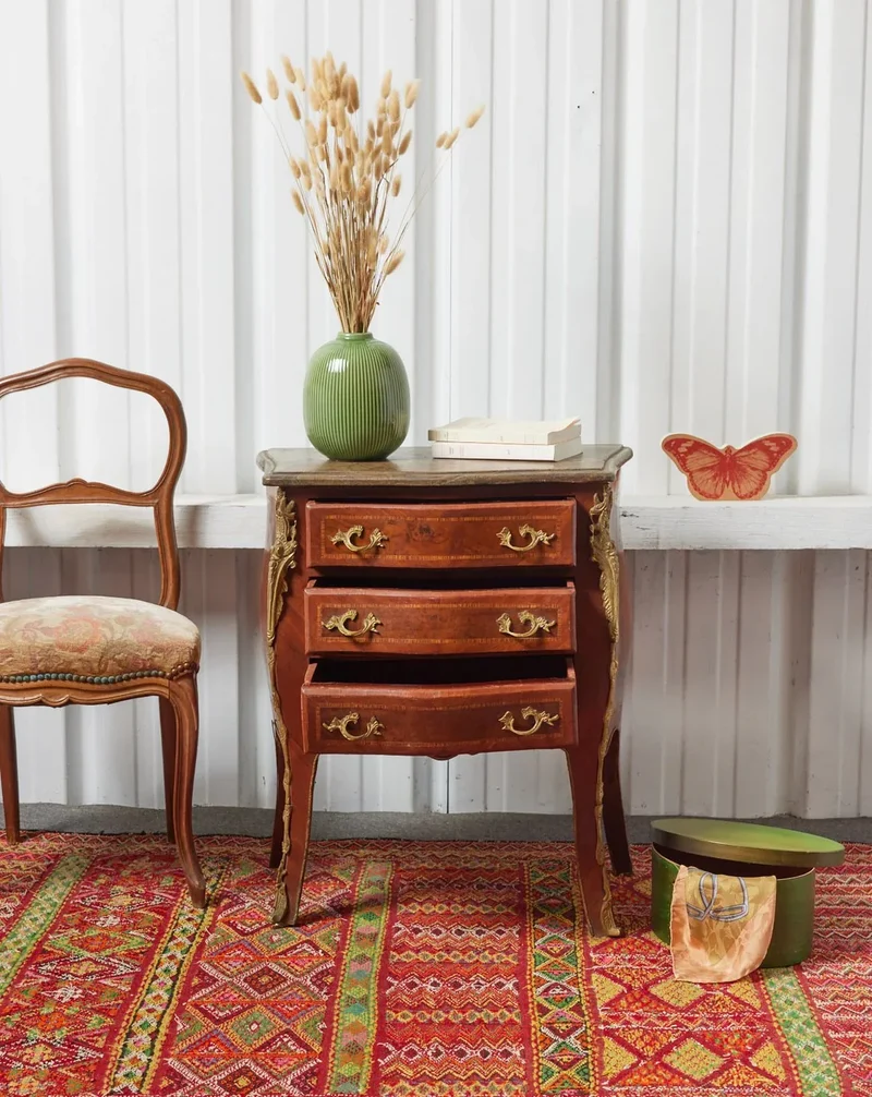 Garance, la commode style Louis XV en bois N°538