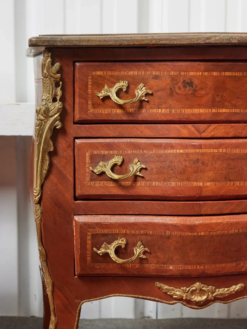 Garance, la commode style Louis XV en bois N°538