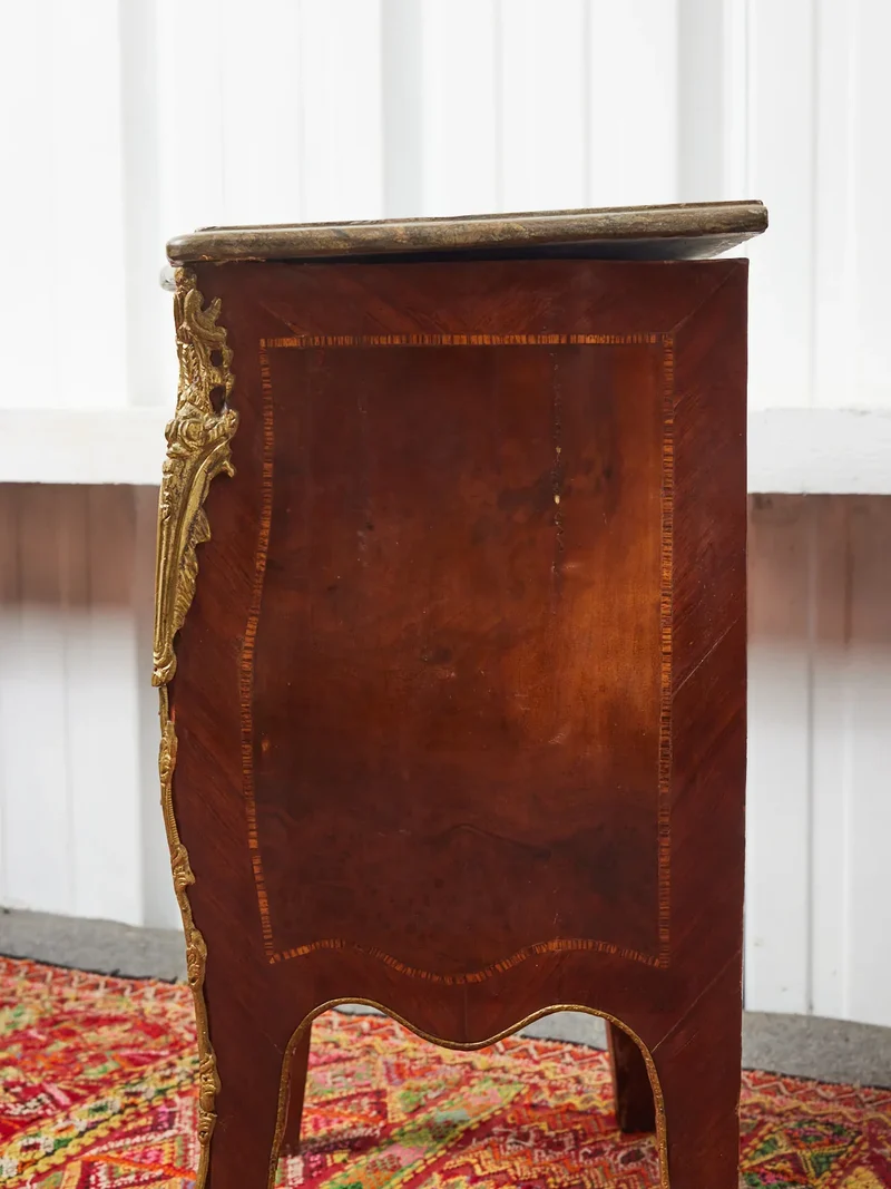 Garance, la commode style Louis XV en bois N°538