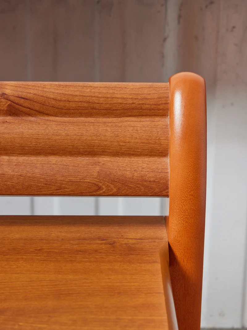 Maïa, la table de chevet en bois N°698