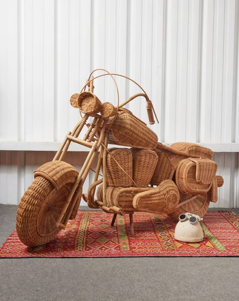 Alix, la moto en rotin N°627