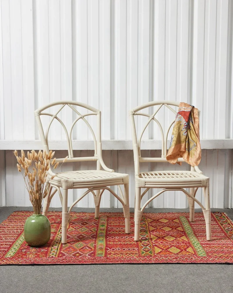 Ernest, la paire de fauteuils en rotin blanc N°800