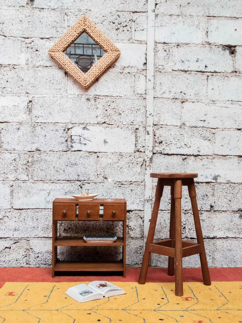 Gaston, le tabouret de bar en bois foncé N°149