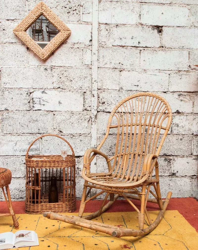 Alibert, le grand rocking-chair en rotin N°70
