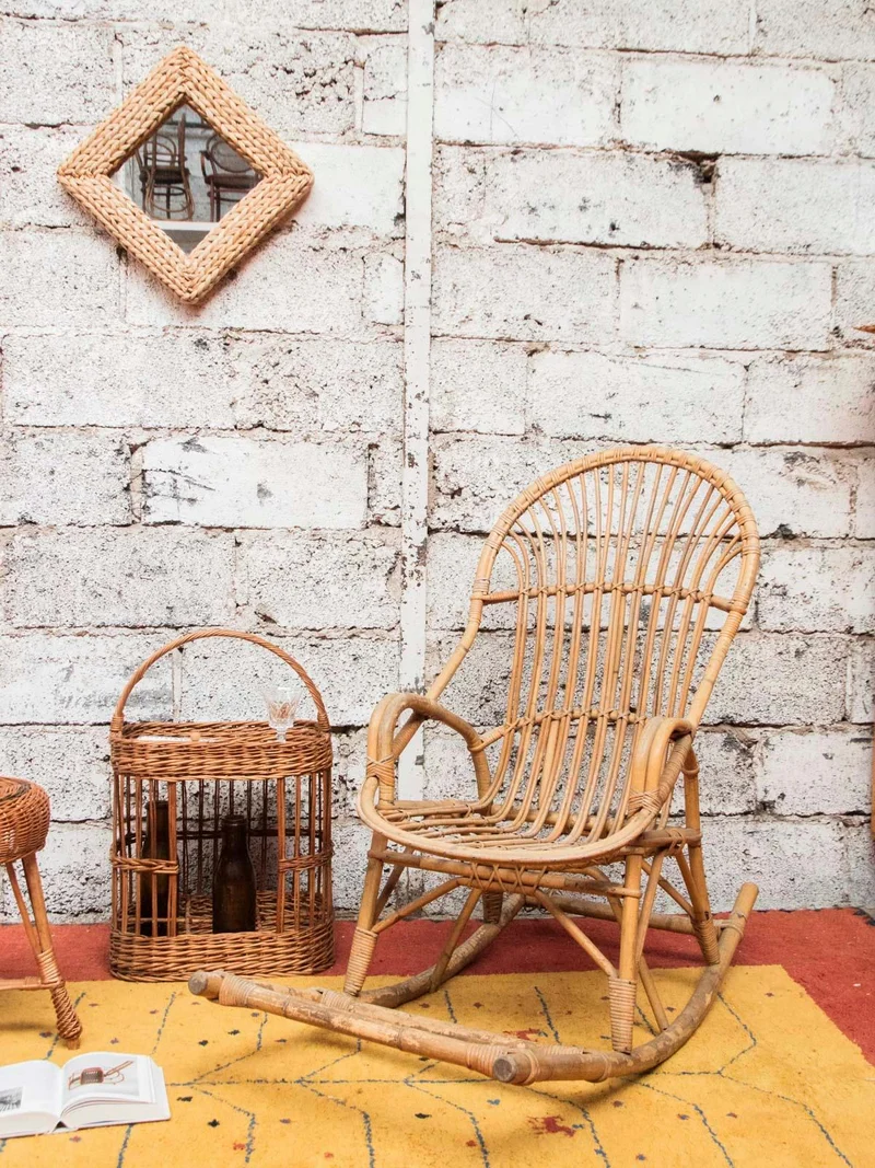 Alibert, le grand rocking-chair en rotin N°70