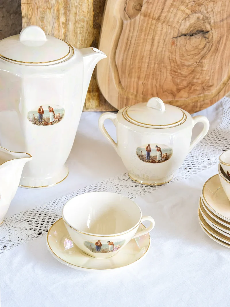 Léandre, le service à café en porcelaine N°10