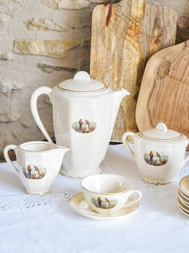 Léandre, le service à café en porcelaine N°10