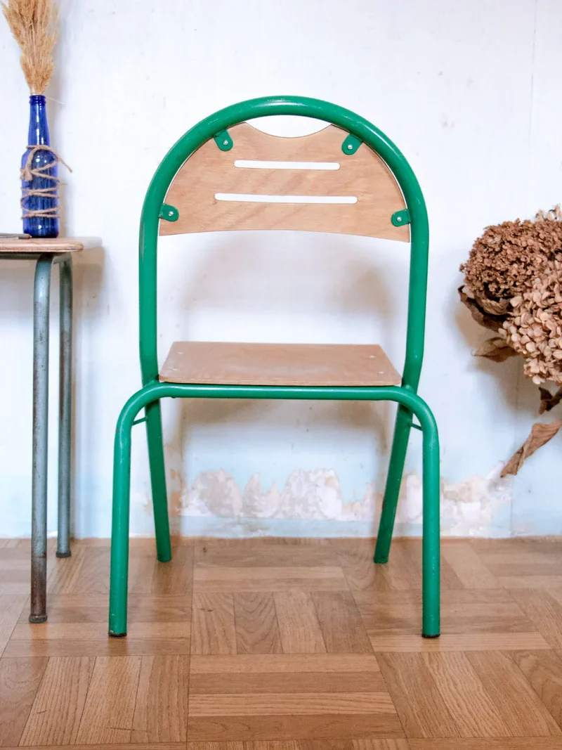 Ernestine, la chaise pour enfant en bois et métal N°312