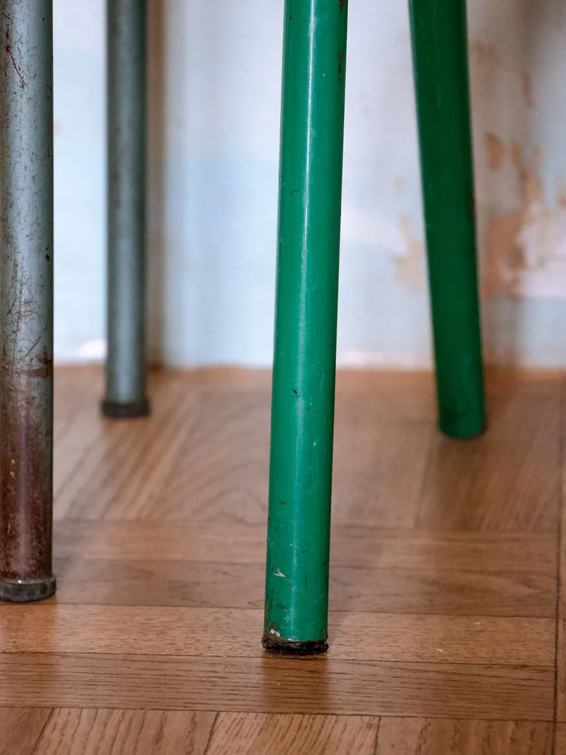 Ernestine, la chaise pour enfant en bois et métal N°312