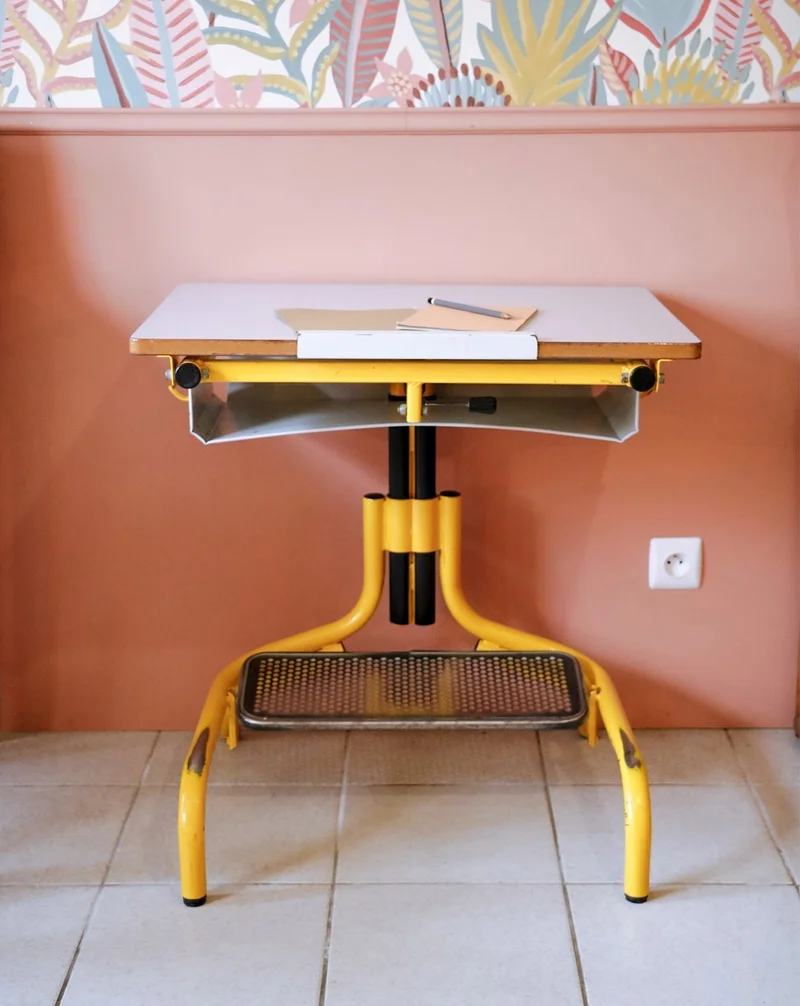Yvan, le bureau d'écolier en métal et bois N°500