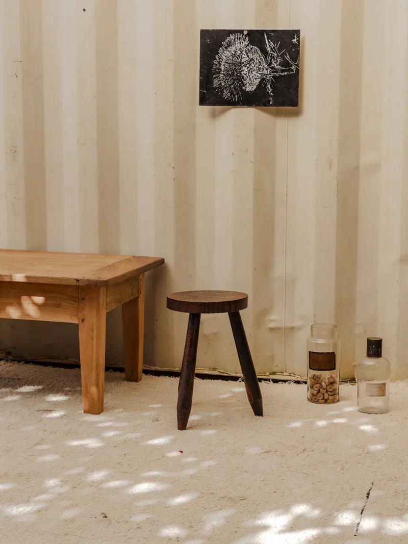 Regis, le tabouret en bois N°908