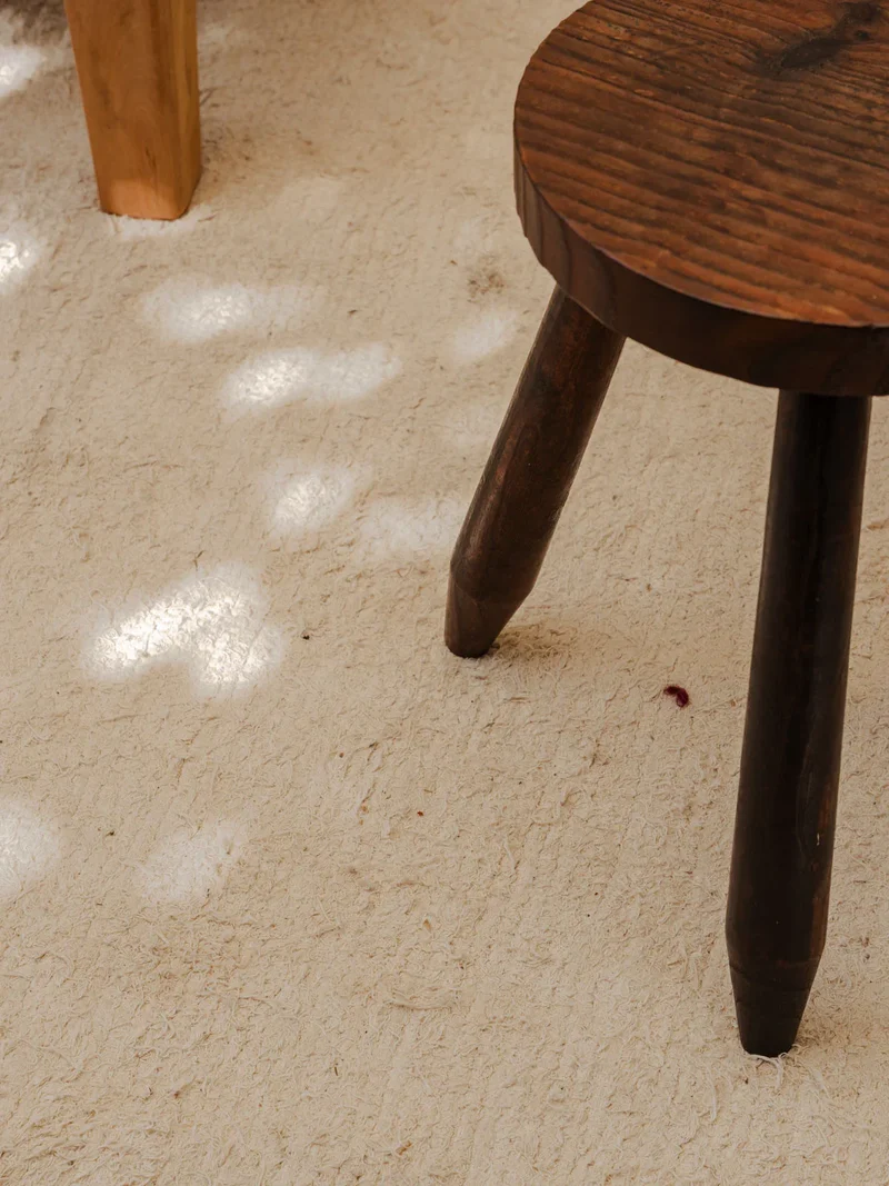 Regis, le tabouret en bois N°908