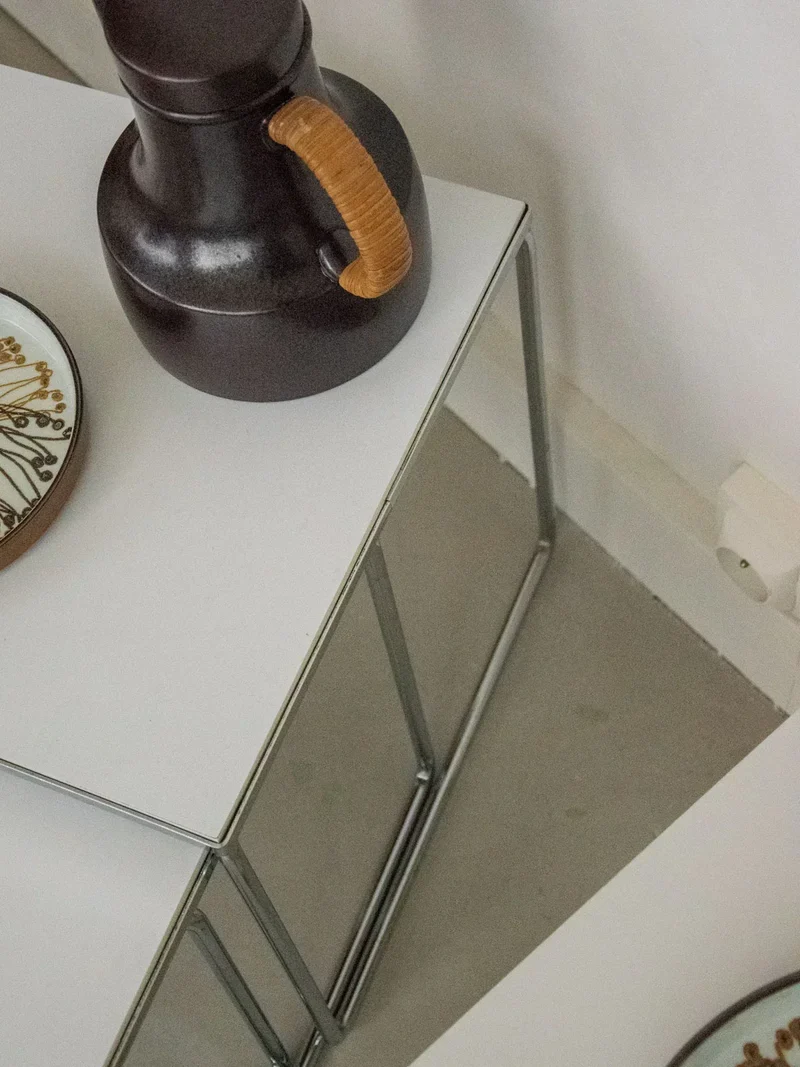 Barbara, les tables gigognes en formica N°144