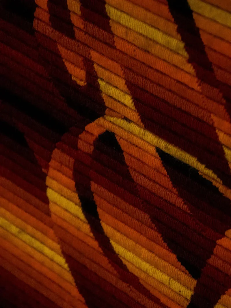 Nina, la tapisserie 70's papillon N°334
