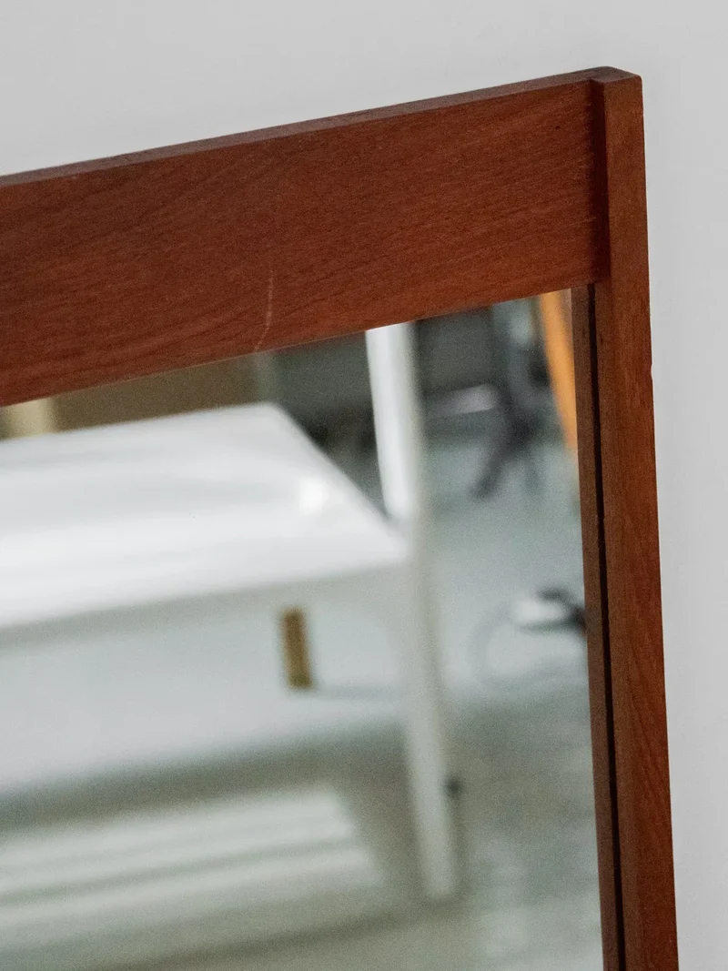 Igor, le miroir scandinave en teck N°978
