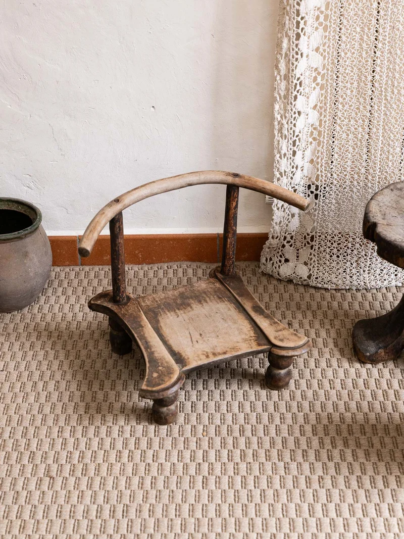 Ernestine, la chaise baoulé en bois N°297