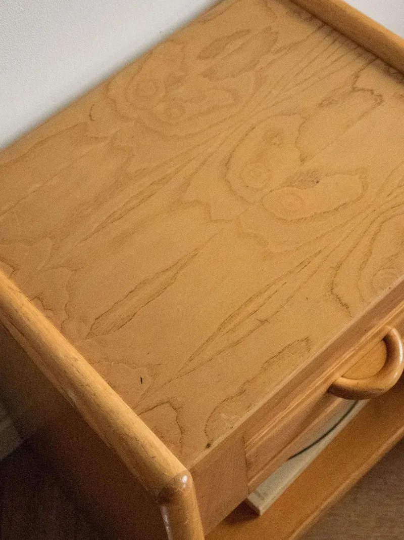 Maïa, la table de chevet Gautier en bois N°686