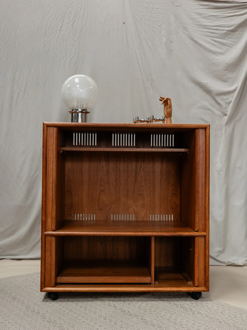 Gustave, le buffet en bois Jesper N°597