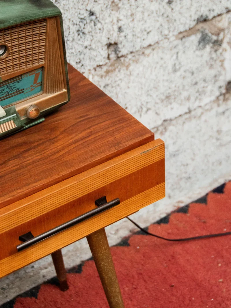 Hanna, la table d'appoint scandinave en bois N°1254