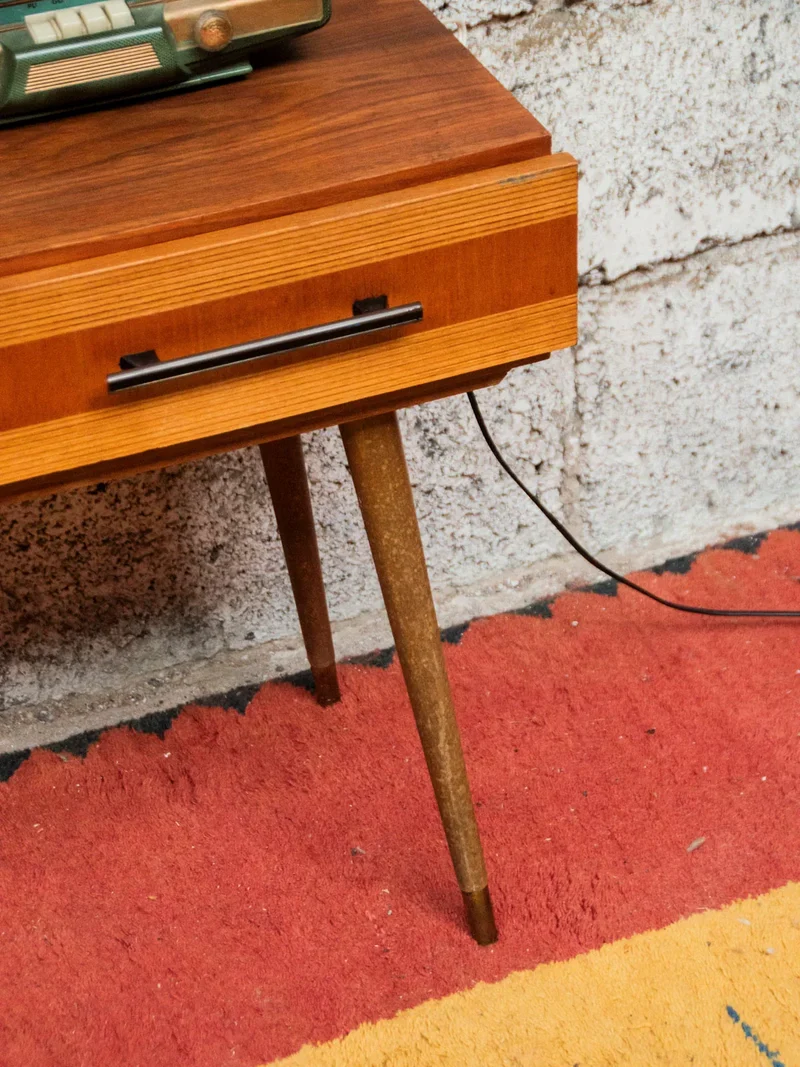 Hanna, la table d'appoint scandinave en bois N°1254
