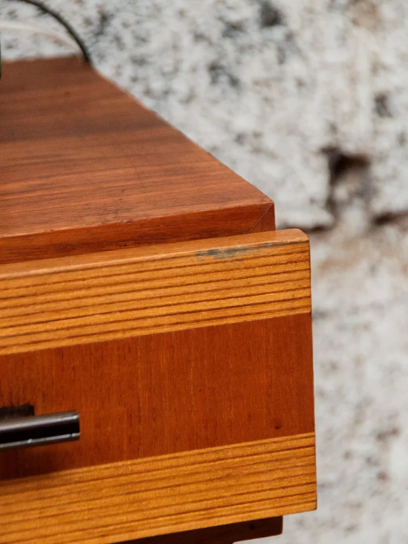 Hanna, la table d'appoint scandinave en bois N°1254