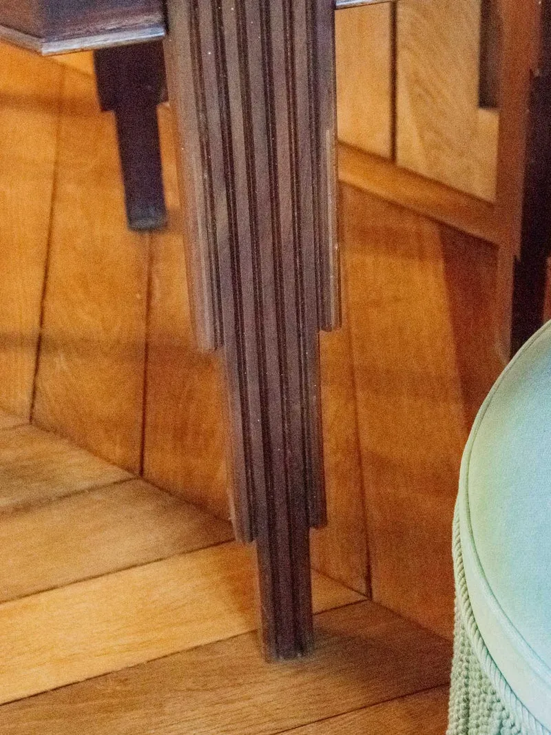 Hanna, la table d'appoint bois sculpté N°1239