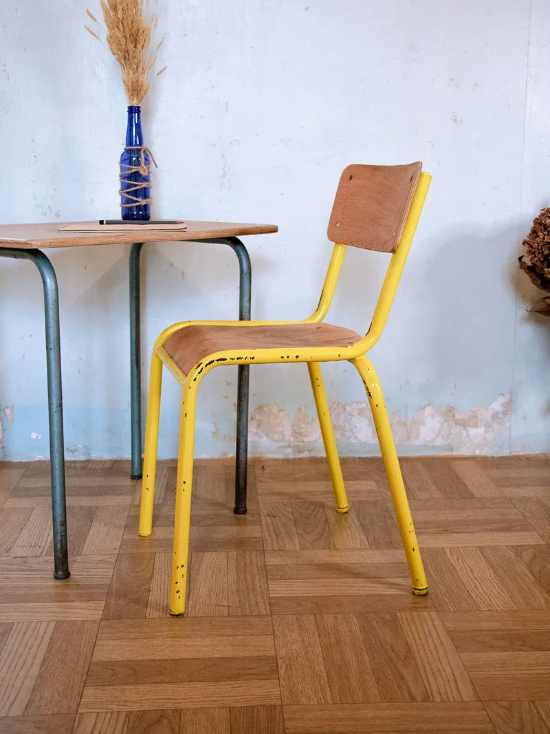 Ernestine, la chaise pour enfant en bois et métal N°309