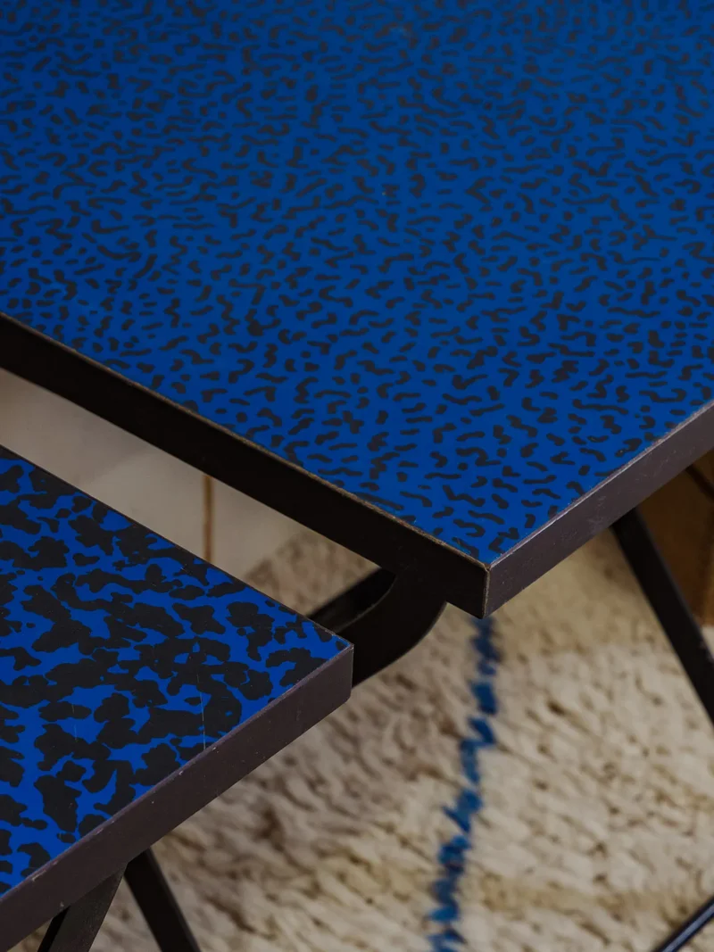 Hanna, la paire de tables d'appoint en métal N°1226