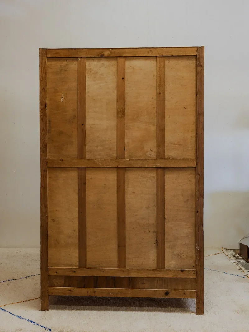 Blandine, l'armoire en bois bleu ciel N°360