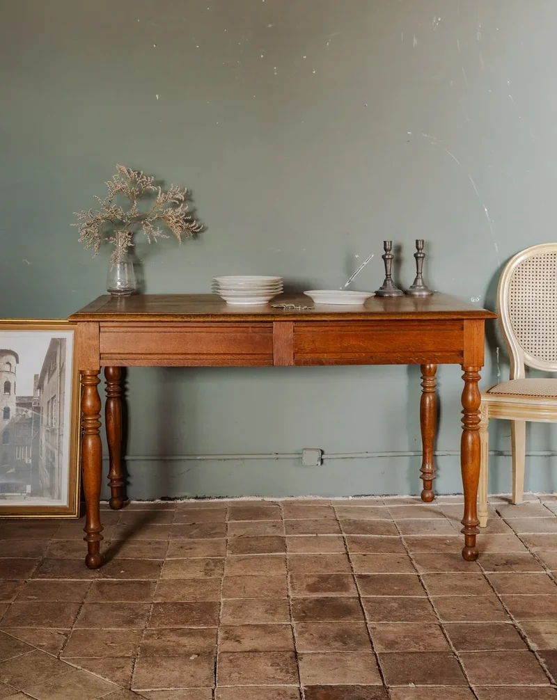 Romy, la grande table à manger en bois N°636