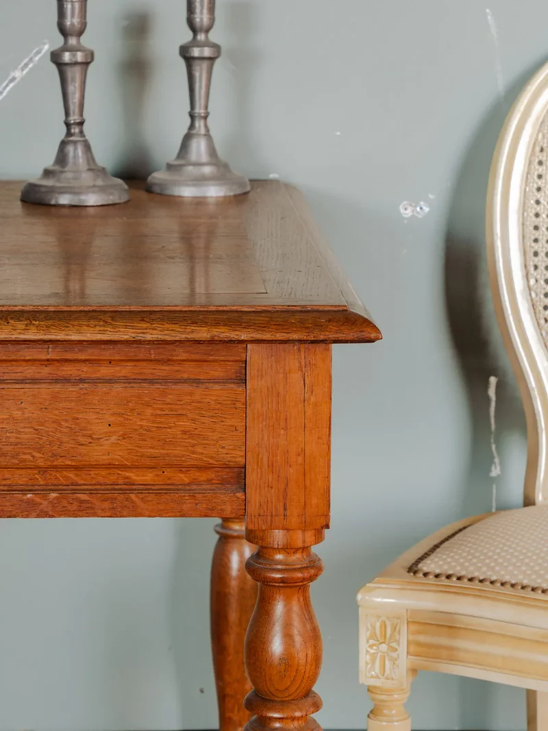 Romy, la grande table à manger en bois N°636