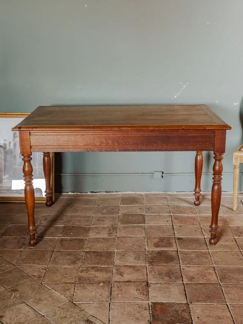 Romy, la grande table à manger en bois N°636