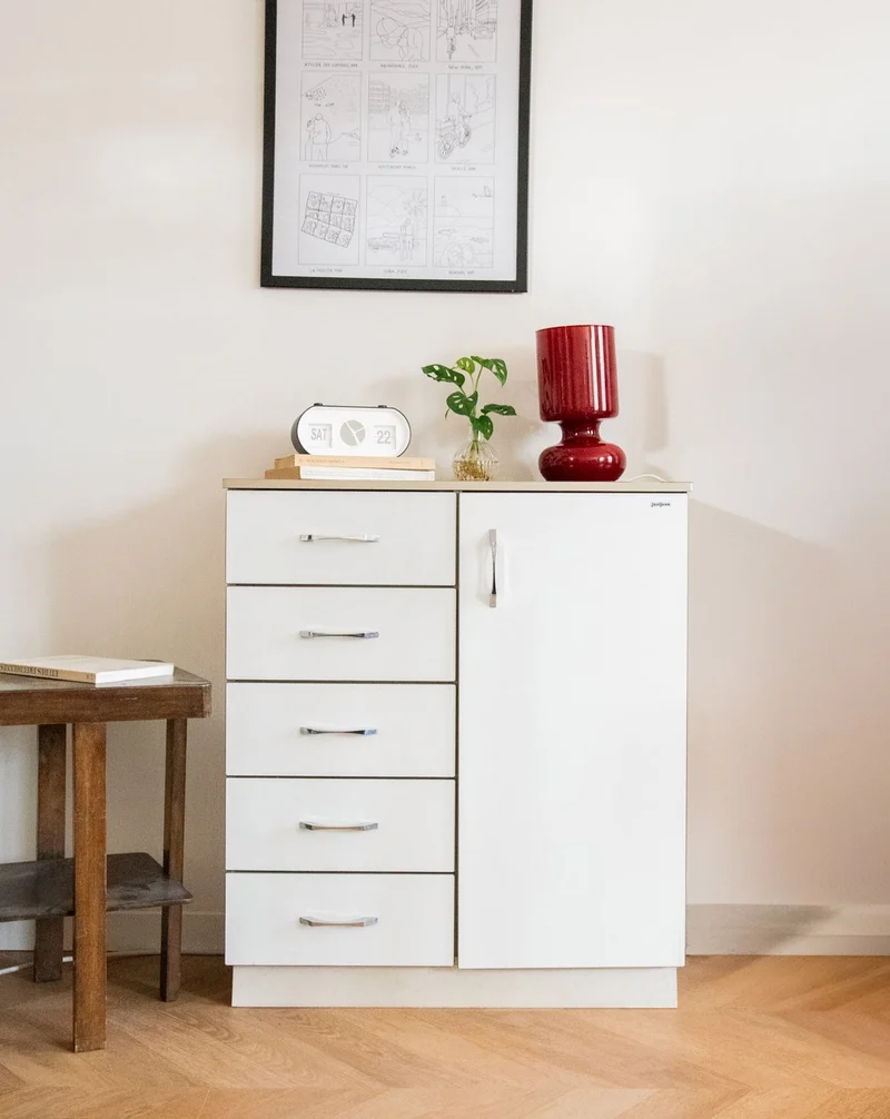 Gustave, le buffet en formica blanc N°514