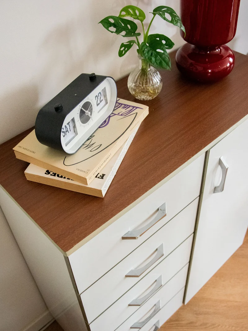 Gustave, le buffet en formica blanc N°514