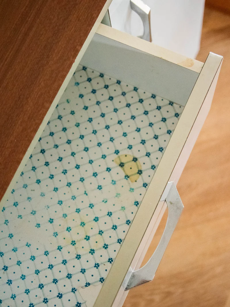 Gustave, le buffet en formica blanc N°514