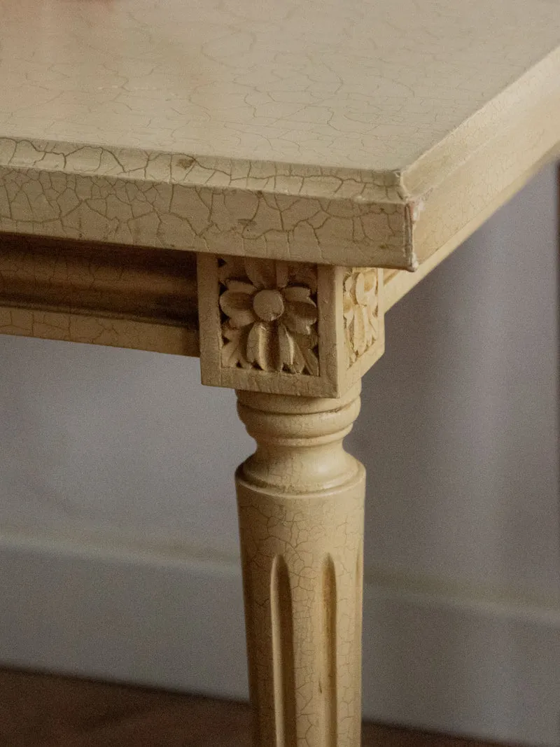 Léonie, la table basse aux pieds sculptés N°487
