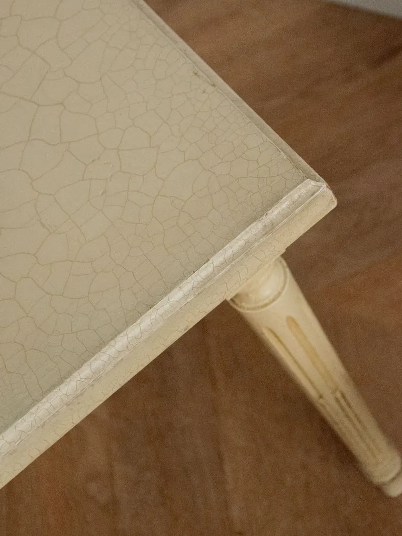 Léonie, la table basse aux pieds sculptés N°487