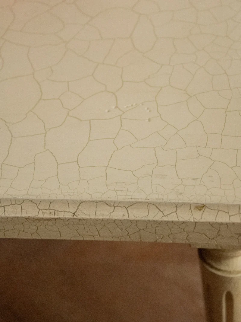 Léonie, la table basse aux pieds sculptés N°487