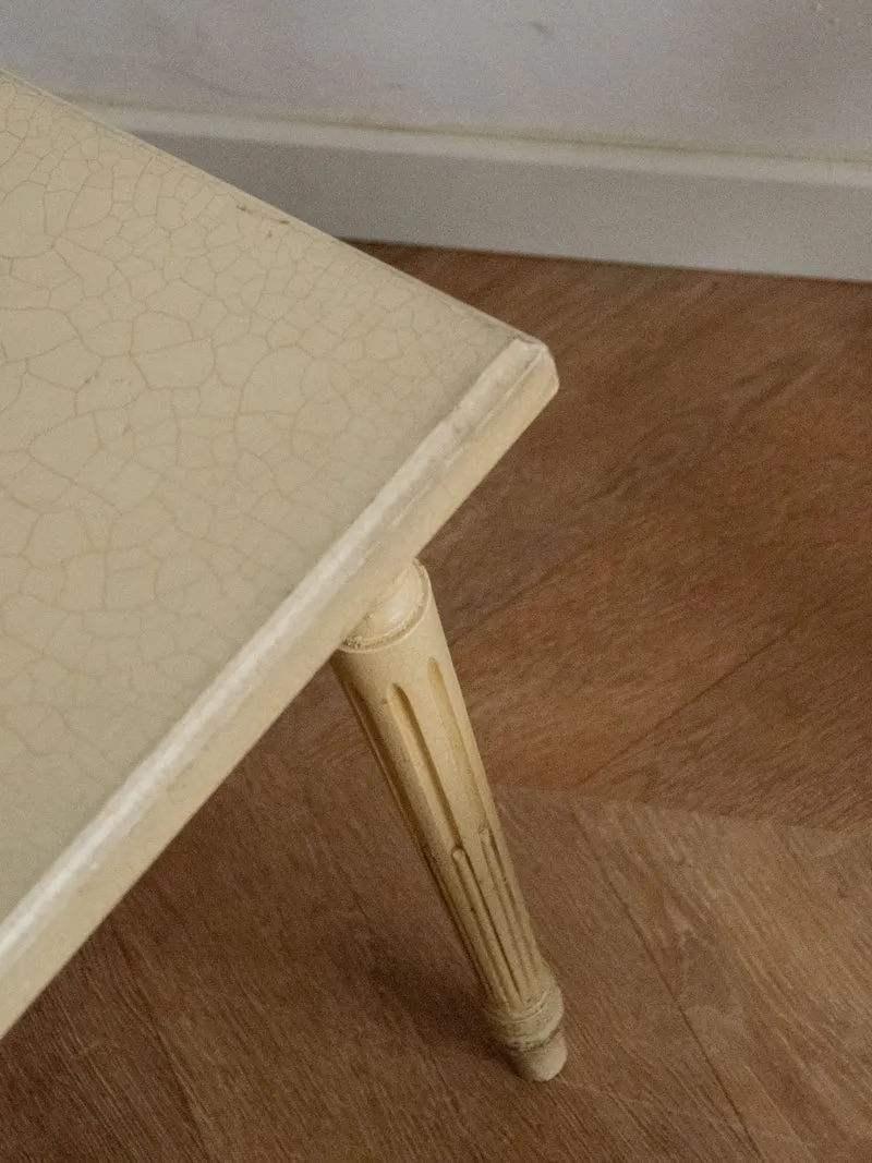 Léonie, la table basse aux pieds sculptés N°487