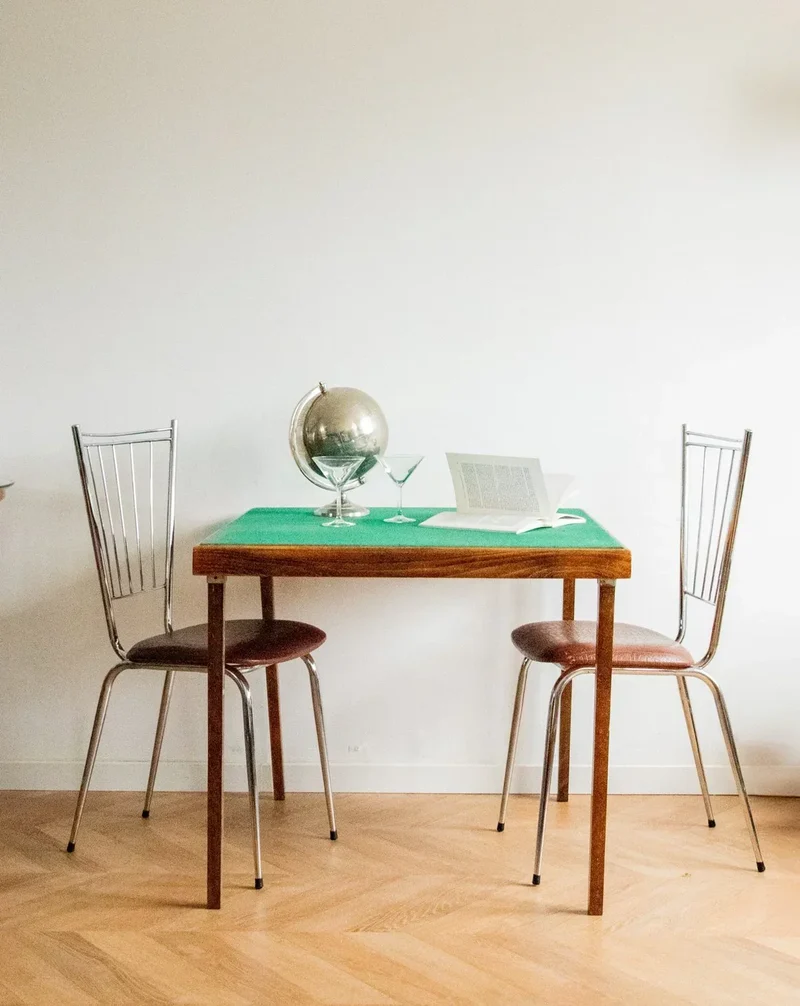 Francine, la table de jeu en bois N°712