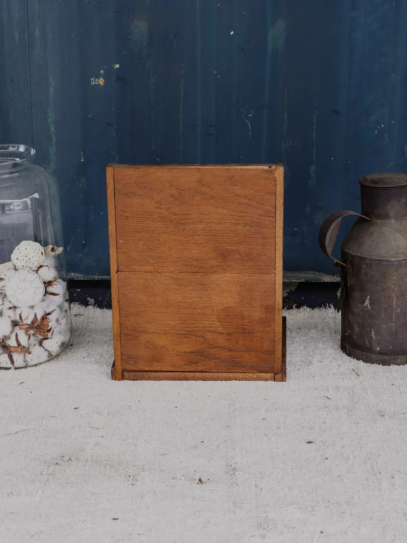 Ambroise, le porte-lettres ancien en bois N°883